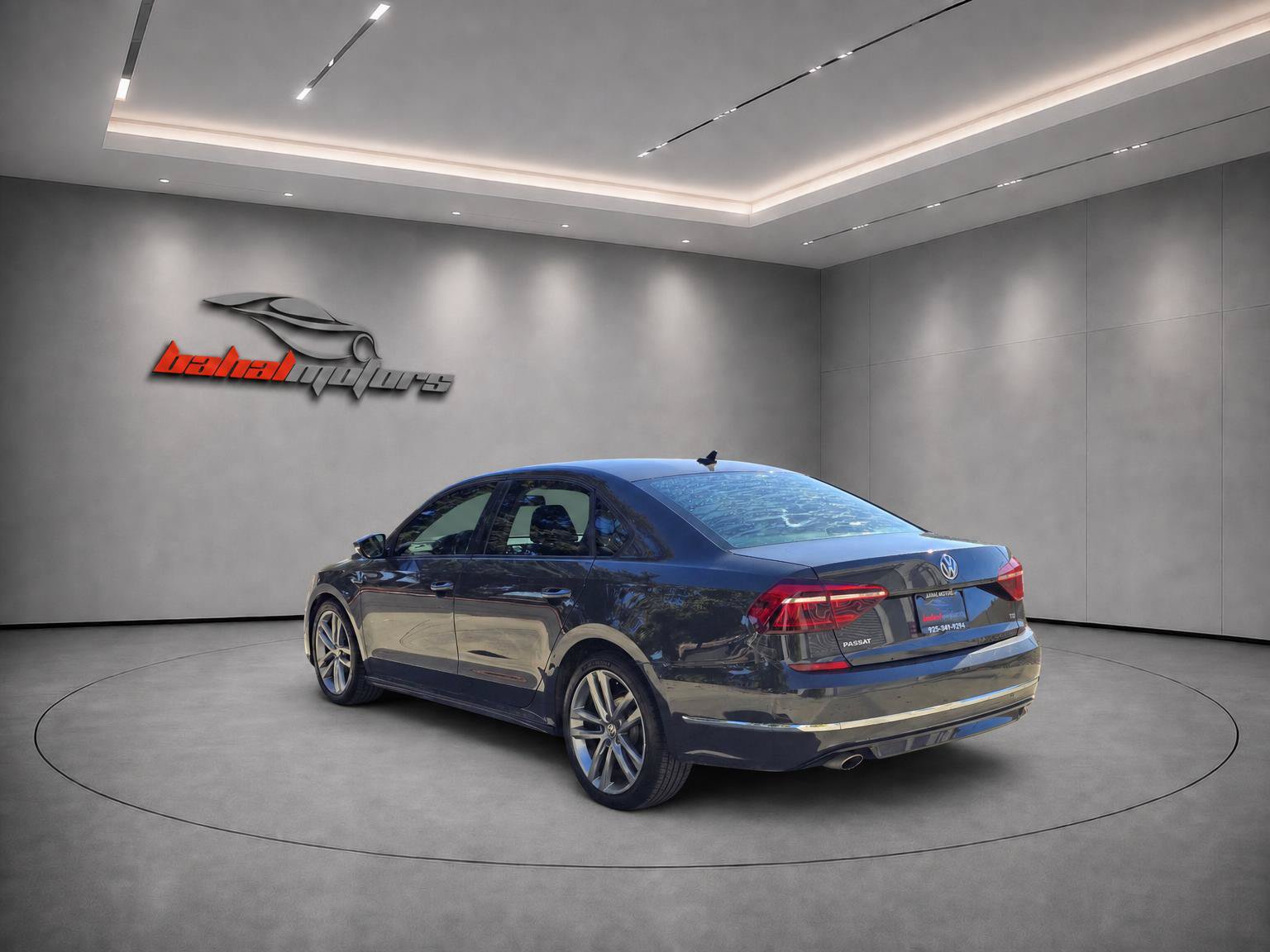 Used 2018 Volkswagen Passat 2.0T R-Line FWD image 12