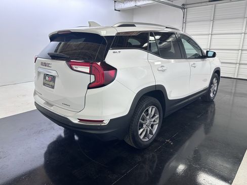 Used 2022 GMC Terrain SLT image 36