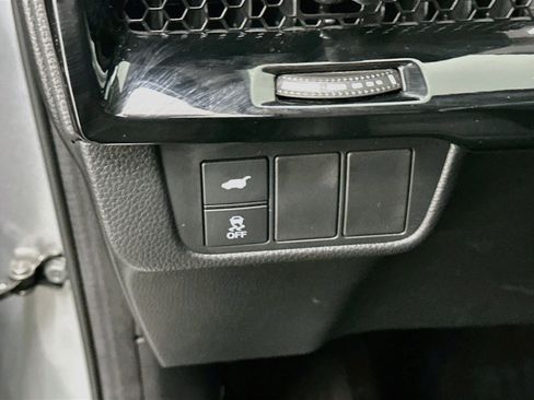Used 2025 Honda CR-V EX-L image 17