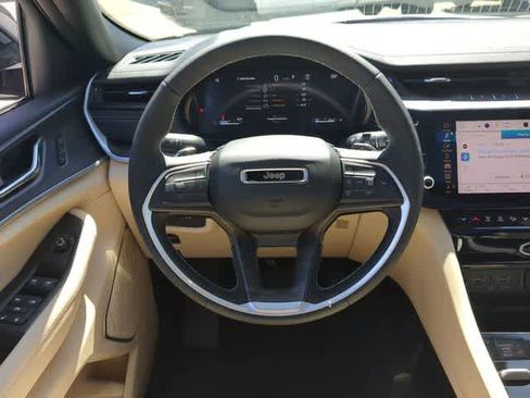 New 2026 Jeep Grand Cherokee Limited AWD/4WD image 25
