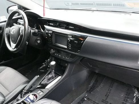 Used 2016 Toyota Corolla S FWD image 13