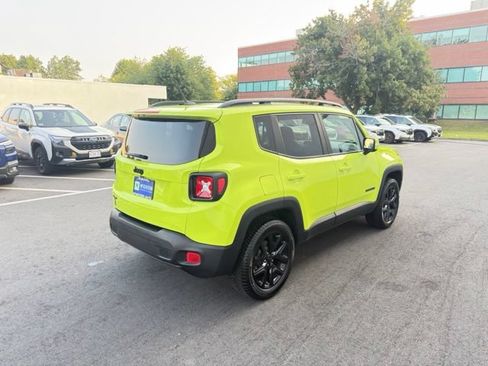 Used 2017 Jeep Renegade Altitude AWD/4WD image 5