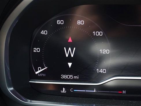 Used 2023 GMC Yukon XL AT4 image 21