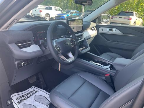 New 2026 Ford Explorer Active w/ Active Comfort Package RWD image 15