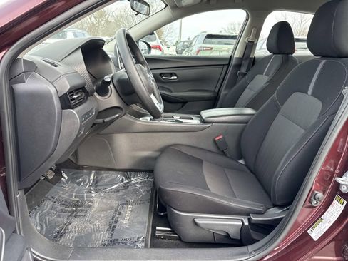Used 2024 Nissan Sentra SV image 28