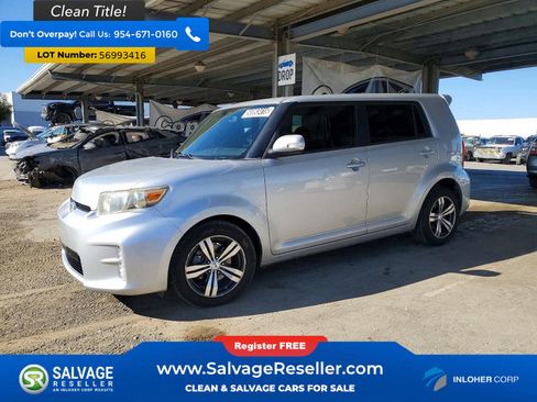 Used 2013 Scion xB FWD image 1