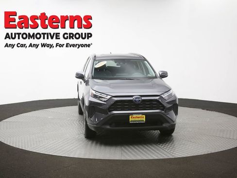 Used 2022 Toyota RAV4 XLE w/ Convenience Package AWD/4WD image 54