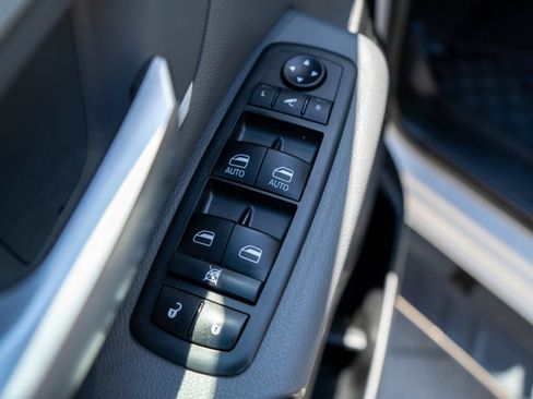 Used 2020 RAM 1500 Big Horn AWD/4WD image 16