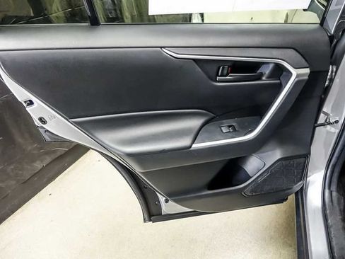 Certified 2022 Toyota RAV4 LE FWD image 16