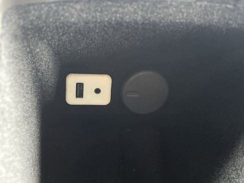 Used 2012 Cadillac SRX FWD image 22
