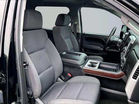 Used 2018 GMC Sierra 1500 SLE w/ SLE Value Package AWD/4WD image 8
