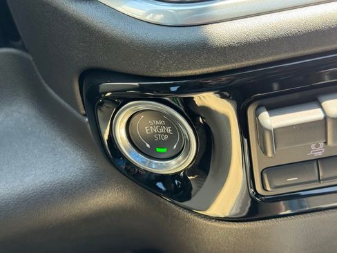 New 2026 GMC Sierra 1500 SLT w/ SLT Premium Plus Package image 28