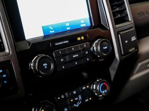 Used 2020 Ford F250 XL w/ Power Equipment Group AWD/4WD image 25