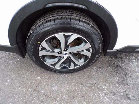 Used 2022 Subaru Outback Limited image 18