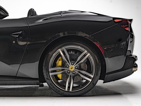 Used 2019 Ferrari Portofino Base image 74