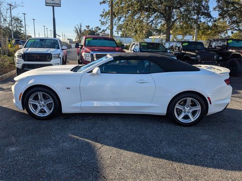 Used 2023 Chevrolet Camaro LT image 7