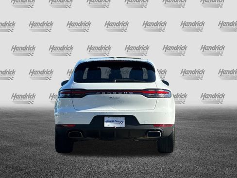 Used 2020 Porsche Macan AWD/4WD image 6