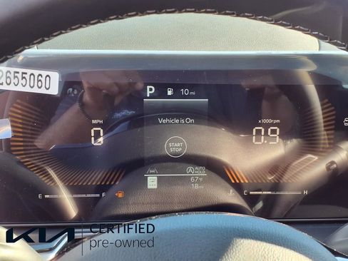 Certified 2025 Kia Sorento S image 12