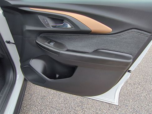 Certified 2023 Chevrolet TrailBlazer ACTIV w/ Convenience Package image 23