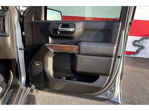 Used 2020 Chevrolet Silverado 1500 High Country image 20