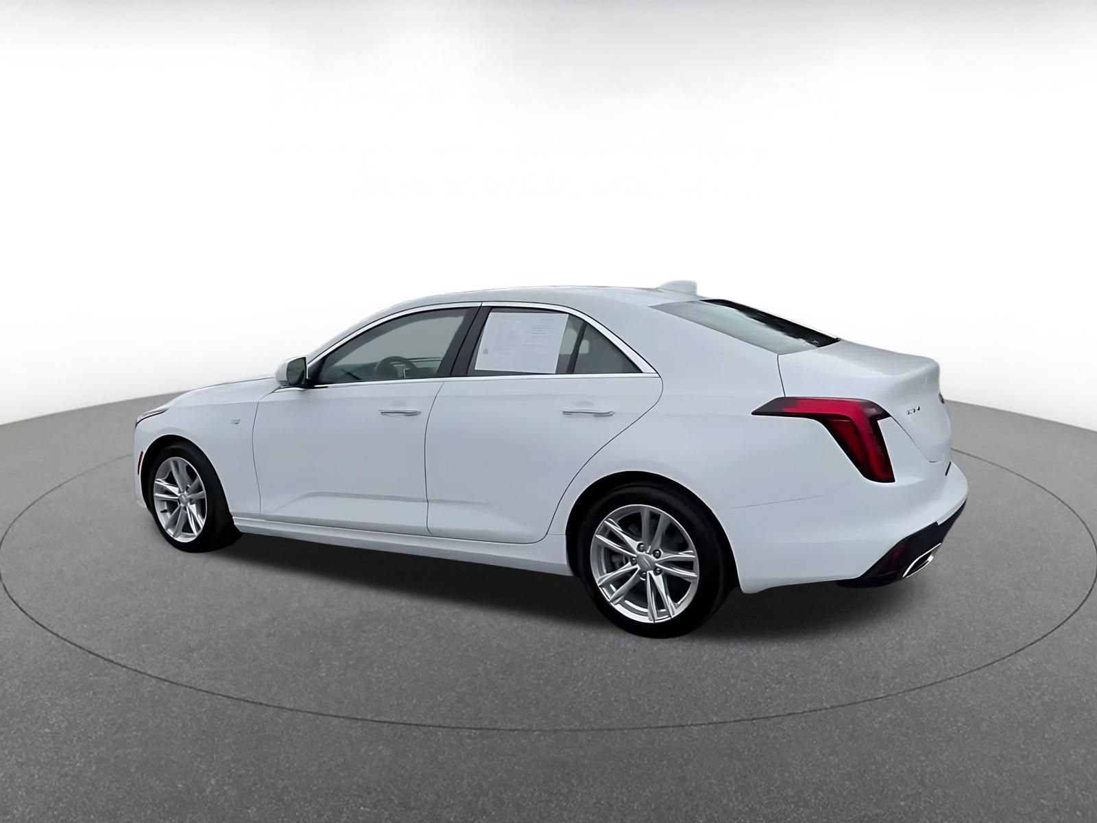 Used 2026 Cadillac CT4 Luxury RWD image 9