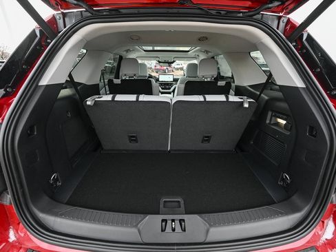 New 2026 Ford Explorer Platinum w/ LUX Leather Package image 13