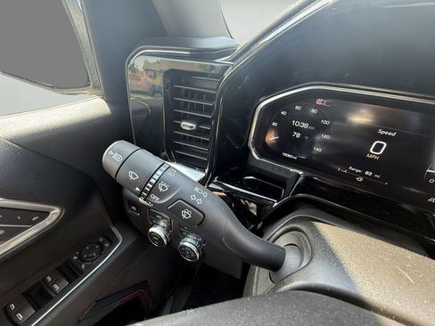 Certified 2026 GMC Sierra 1500 SLT AWD/4WD image 19