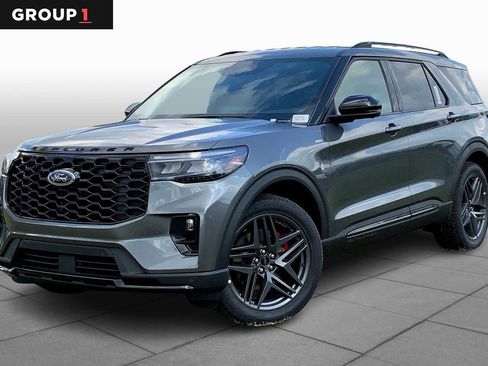 Used 2025 Ford Explorer ST-Line w/ Premium Package RWD image 1