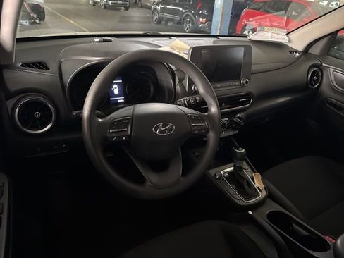 Used 2022 Hyundai Kona SEL w/ Cargo Package image 6