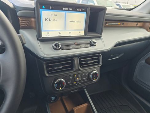 Used 2023 Ford Maverick Lariat w/ Equipment Group 500A Standard image 29