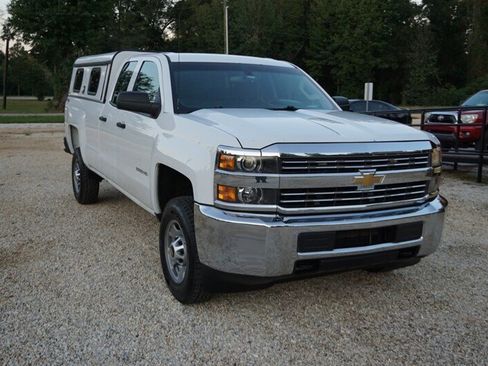 Used 2015 Chevrolet Silverado 2500 W/T w/ WT Fleet Convenience Package AWD/4WD image 2