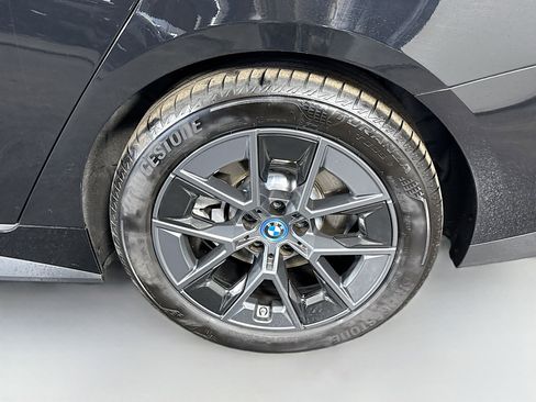 Used 2023 BMW i4 eDrive35 w/ Premium Package image 37