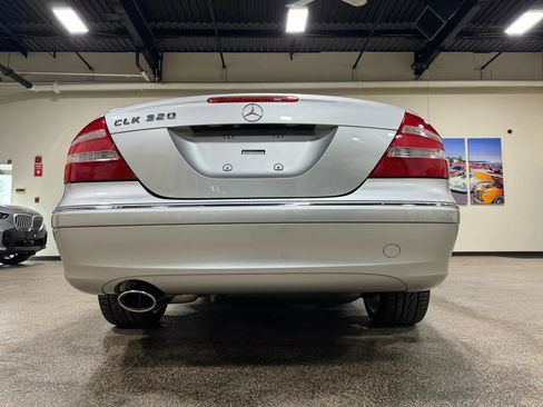 Used 2005 Mercedes-Benz CLK 320 Cabriolet image 20
