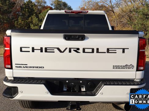 Used 2025 Chevrolet Silverado 2500 High Country w/ High Country Premium Package image 7