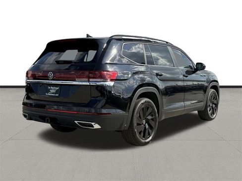New 2026 Volkswagen Atlas SE image 5