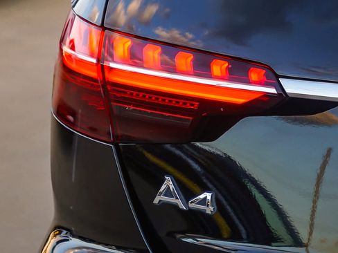 Used 2020 Audi A4 2.0T Premium Plus w/ Premium Plus Package image 11