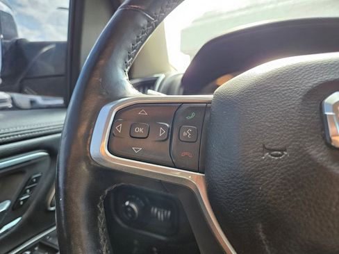 Used 2019 RAM 1500 Laramie image 12