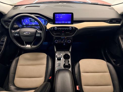 Used 2022 Ford Escape Titanium w/ Titanium Elite Package image 16