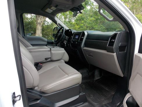 Used 2021 Ford F450 XL w/ Power Equipment Group RWD image 9