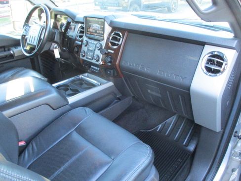 Used 2014 Ford F350 Lariat w/ Chrome Package image 24
