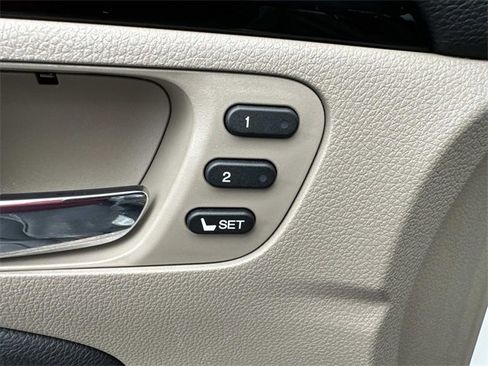 Used 2019 Honda Pilot Touring image 19