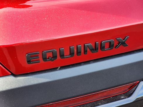 New 2026 Chevrolet Equinox RS image 11