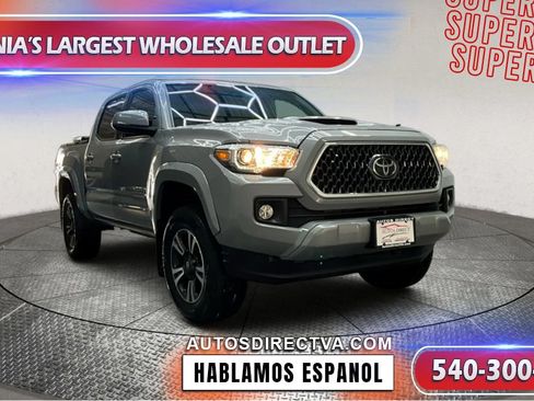 Used 2019 Toyota Tacoma TRD Sport image 1