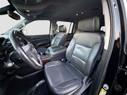 Used 2018 GMC Yukon XL SLE image 18