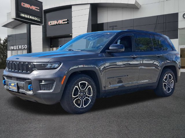 Used 2023 Jeep Grand Cherokee Trailhawk w/ Advanced Protech Group II AWD/4WD image 33