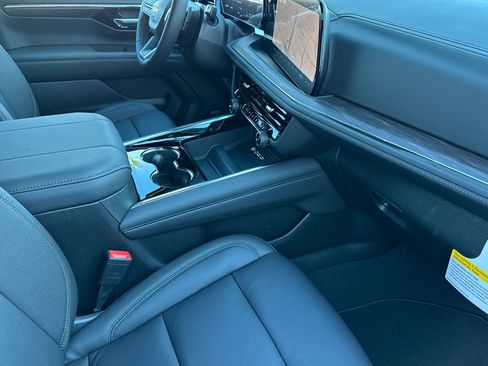 New 2026 Chevrolet Tahoe LT w/ Comfort Package image 16