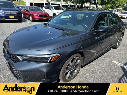 Used 2025 Honda Civic Sport Touring image 1