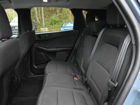 Used 2023 Ford Escape Active w/ Cold Weather Package FWD image 16