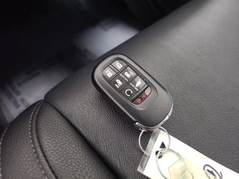 Used 2025 Honda Odyssey EX-L image 37