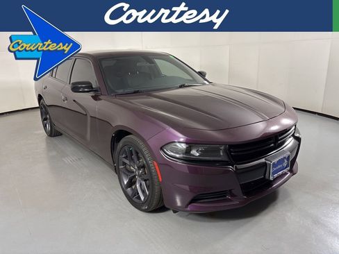 Used 2022 Dodge Charger SXT w/ Blacktop Package image 1